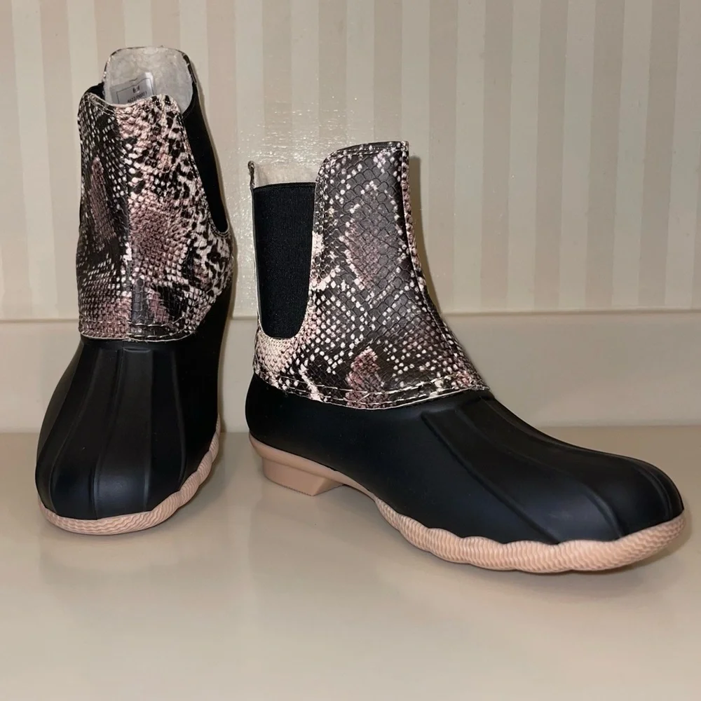 Outwoods Taupe And Black Snake Print Fleece Lined Duck Boots Rain Snow Boots